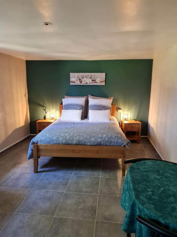 Bed and Breakfast Les Cedres Bleus Saint-Medard-de-Mussidan Экстерьер фото