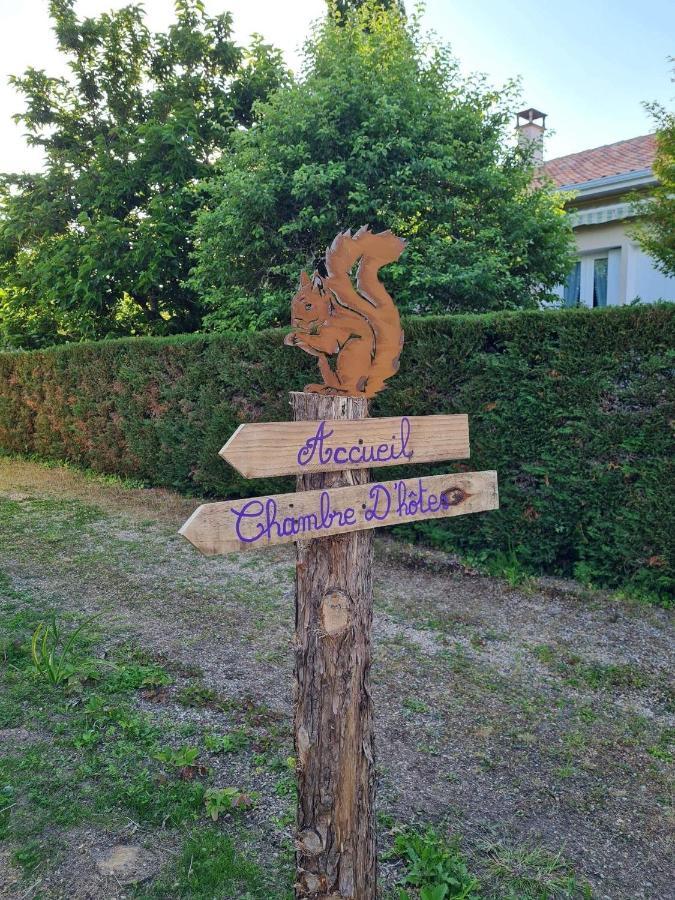 Bed and Breakfast Les Cedres Bleus Saint-Medard-de-Mussidan Экстерьер фото
